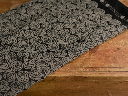 【希少】【size6】ベビーラップ　Oscha Roses Zaffiro Oscha – Little Zen One