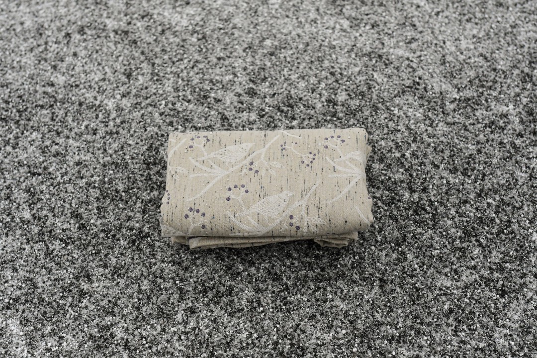 【値下げ】Woven Bliss　LADY BIRD beet　ベビーラップ 値下げ】Woven Bliss LADY BIRD beet ベビーラップ