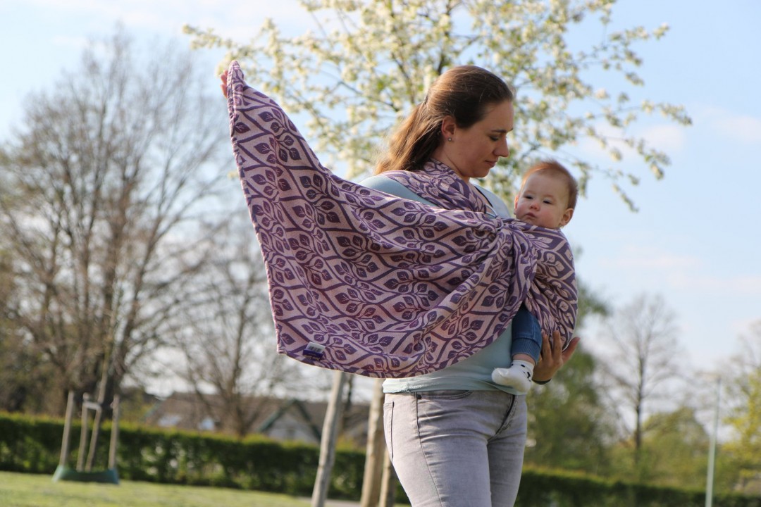 Cholning ko‘krak uchlarini yalaydi Katya Sambuca anal porno