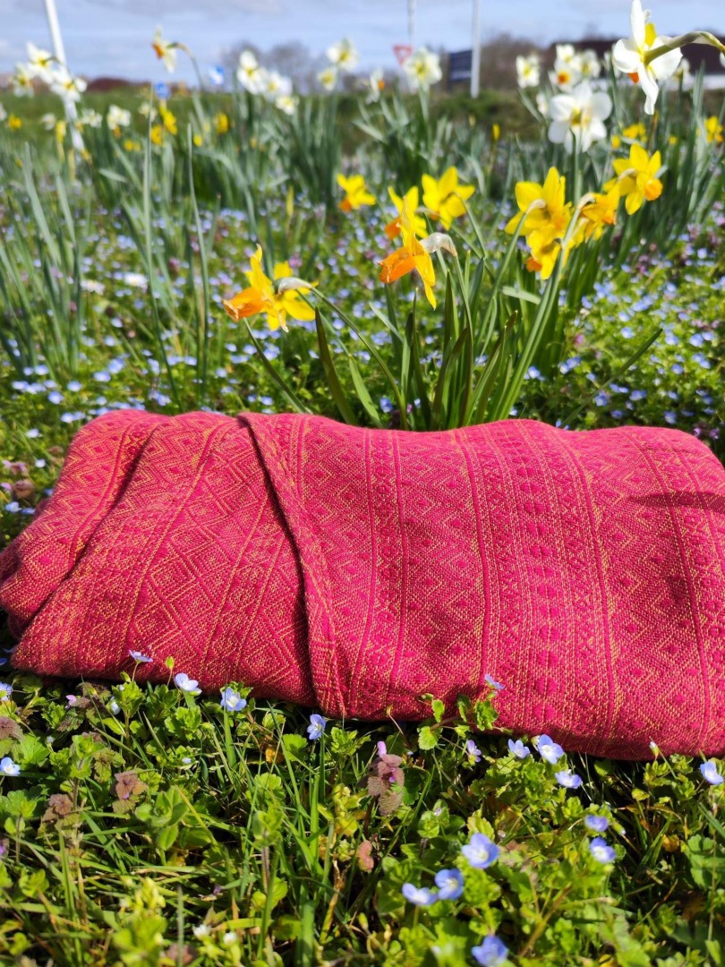 ディディモス ベビーラップ prima ruby mandarin Prima Ruby Mandarine Woven Wrap by Didymos - Little Zen One