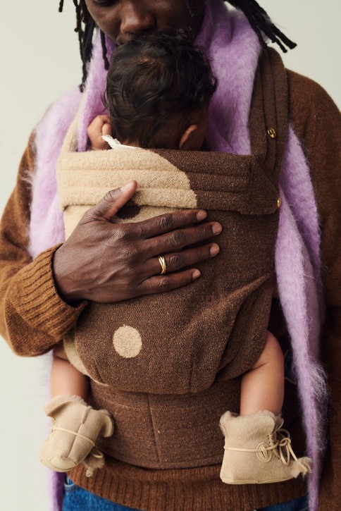 Artipoppe ザイガイスト インヤン1970 (カシミア&シルク) Artipoppe Zeitgeist Yin Yang 1970 Baby Carrier | Saks Fifth