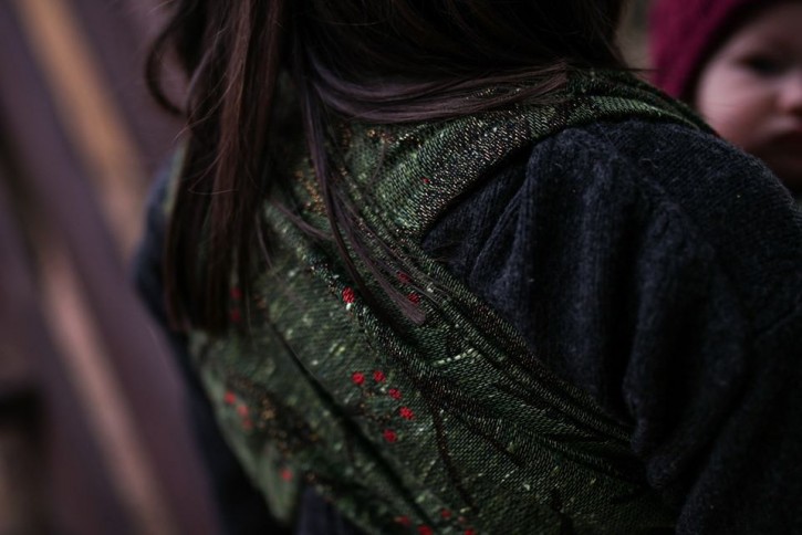 【値下げ】Woven Bliss　LADY BIRD beet　ベビーラップ 値下げ】Woven Bliss LADY BIRD beet ベビーラップ